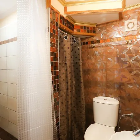 Pento Apartment *